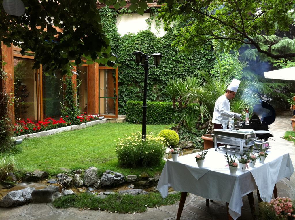 Hotel Bozukova House Sliven Exterior foto